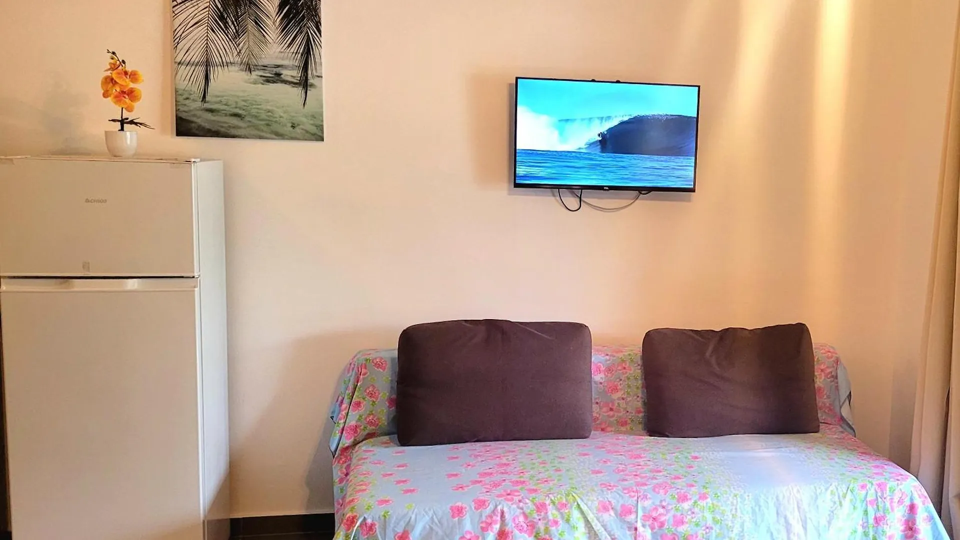 Teahupo'O Lodge - Studio Climatise Ume Tarei - Canoes Gratuits, Cuisine Avec Vue Sur La Mer Et Terrasse Avec Vue Sur Montagnes Teahupoo