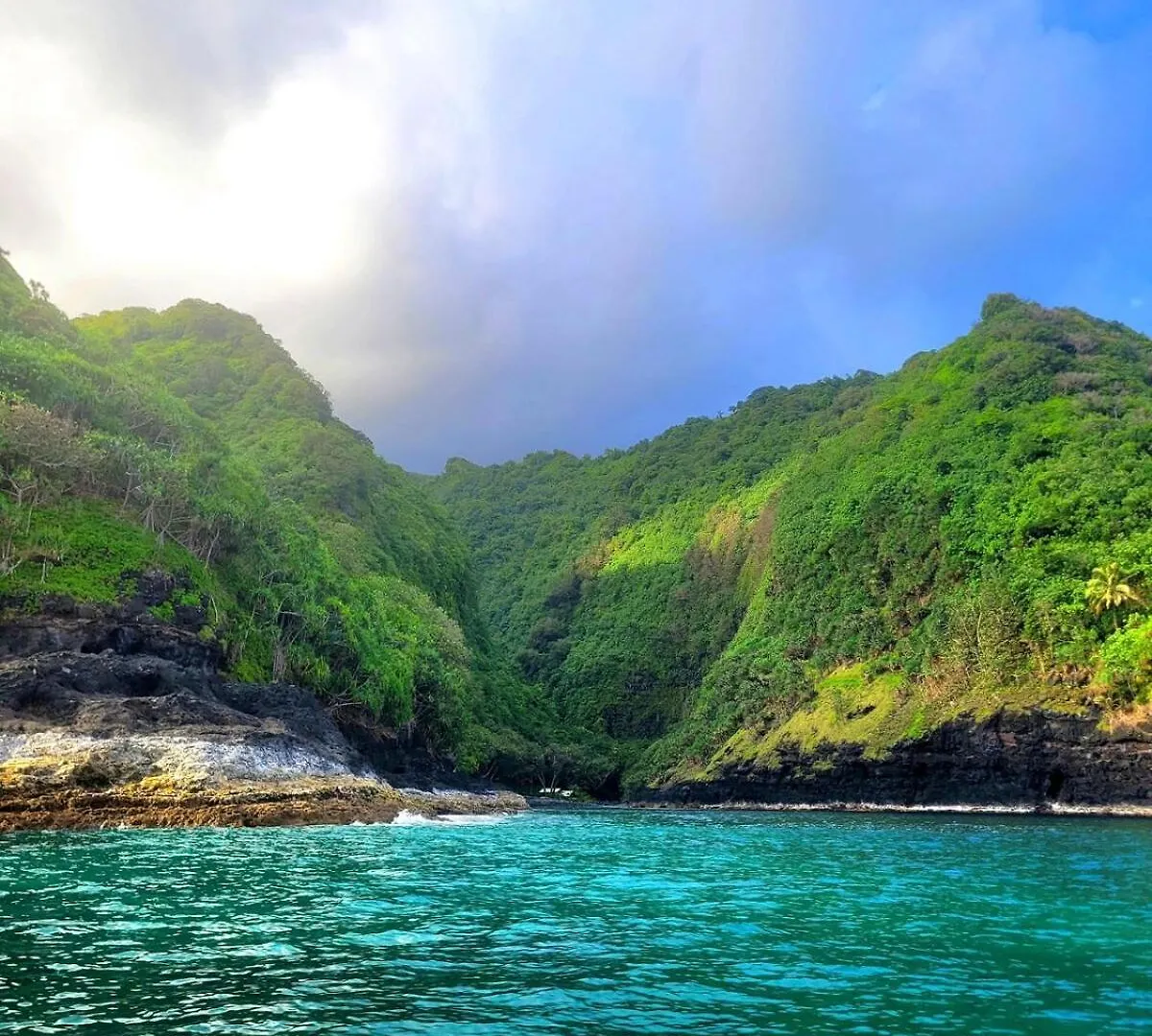 Teahupo'O Lodge - Studio Climatise Ume Tarei - Canoes Gratuits, Cuisine Avec Vue Sur La Mer Et Terrasse Avec Vue Sur Montagnes Teahupoo