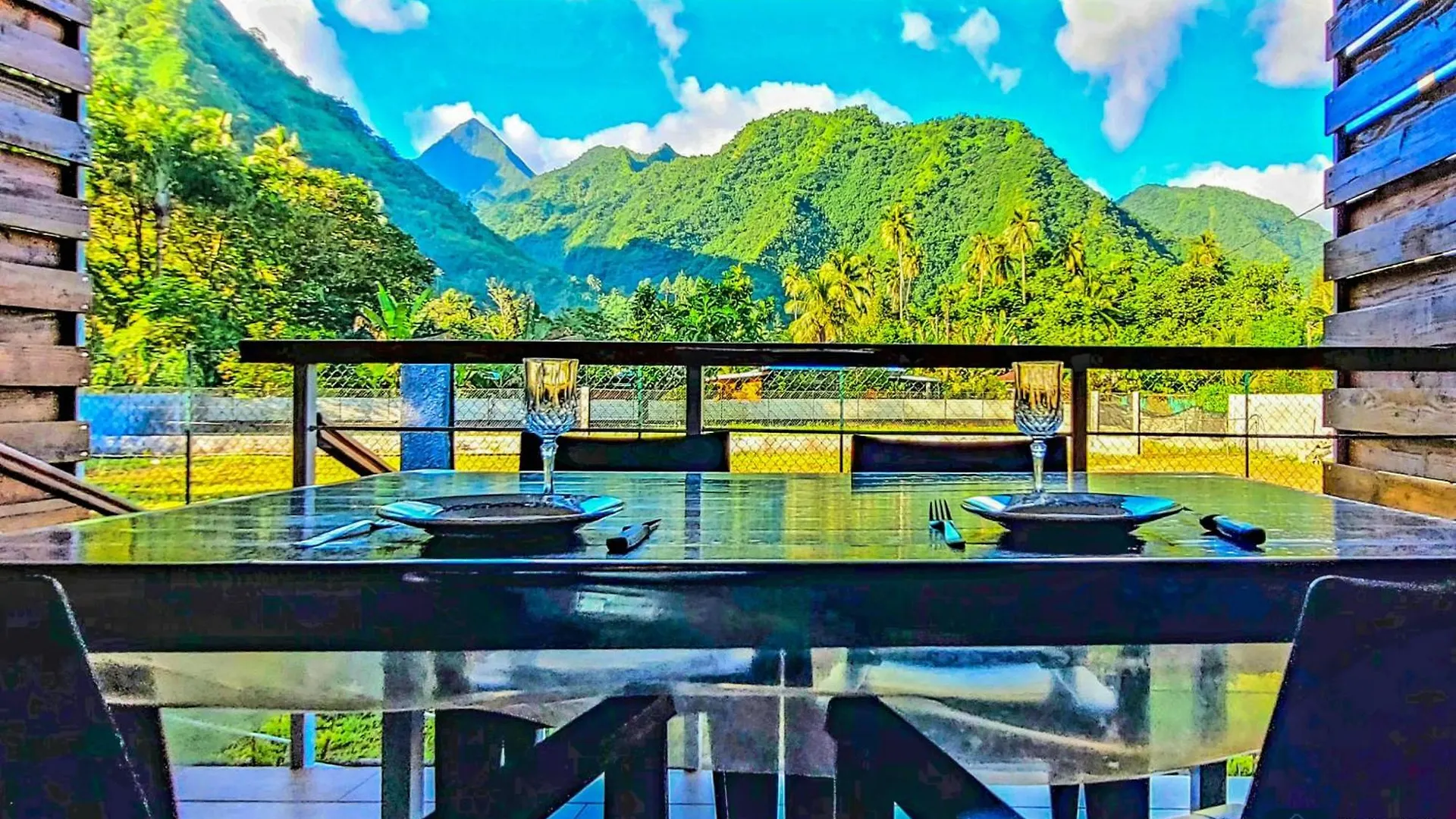 Teahupo'O Lodge - Studio Climatise Ume Tarei - Canoes Gratuits, Cuisine Avec Vue Sur La Mer Et Terrasse Avec Vue Sur Montagnes Teahupoo